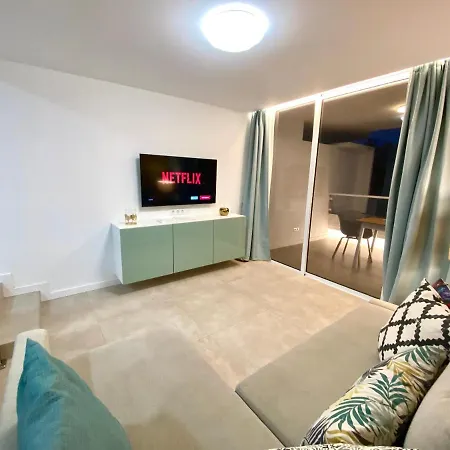 Tamaran 105 Apartment *