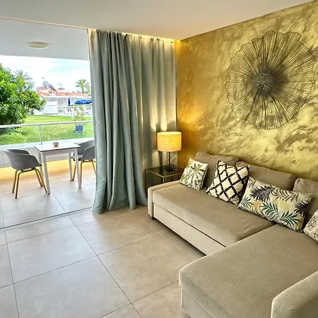 Tamaran 105 Apartment