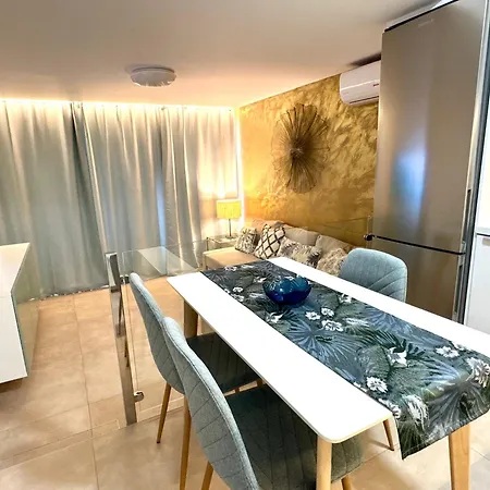 Tamaran 105 Apartment *