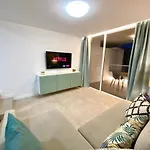 Tamaran 105 Apartment *
